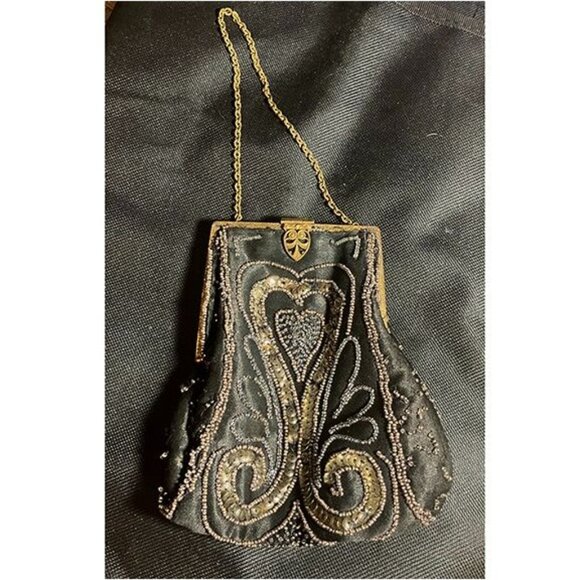1920s-30s vintage metal frame black evening bag with beads, sequins, gold chain - Picture 5 of 5